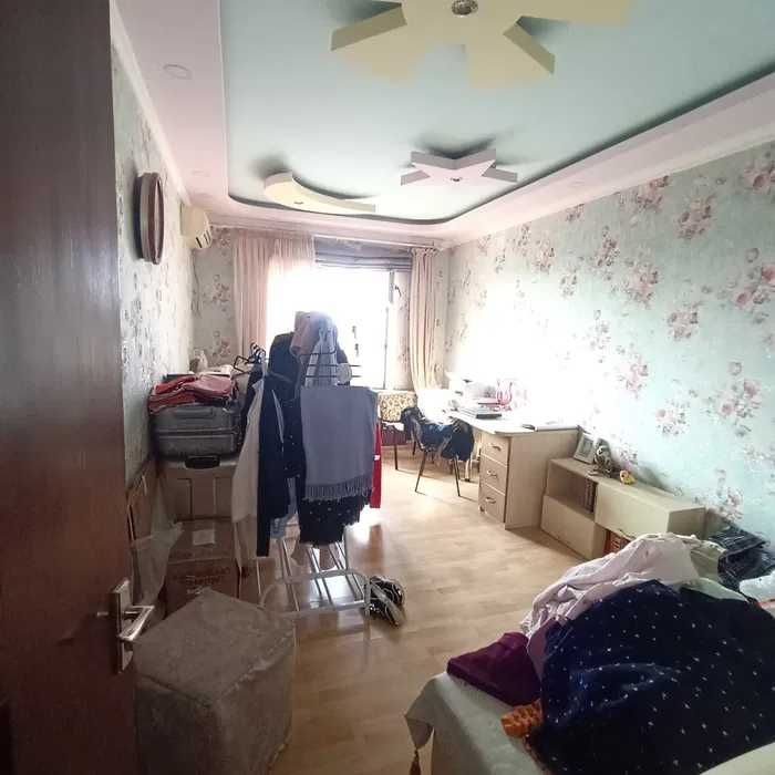 Продаётся Квартира 4 комнатная