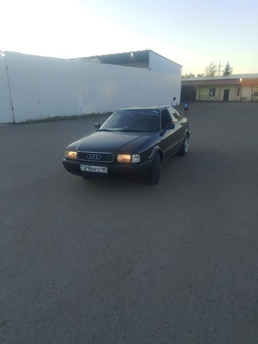 Продам Ауди 80 б4