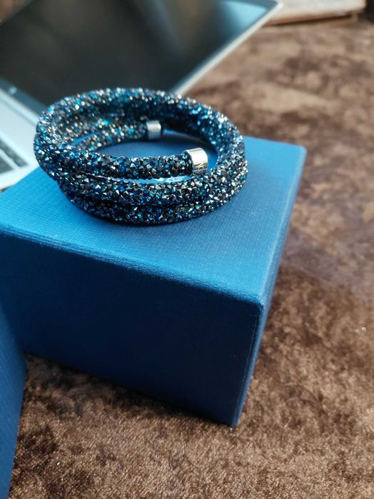 Гривна Сваровски, обеци Сваровски