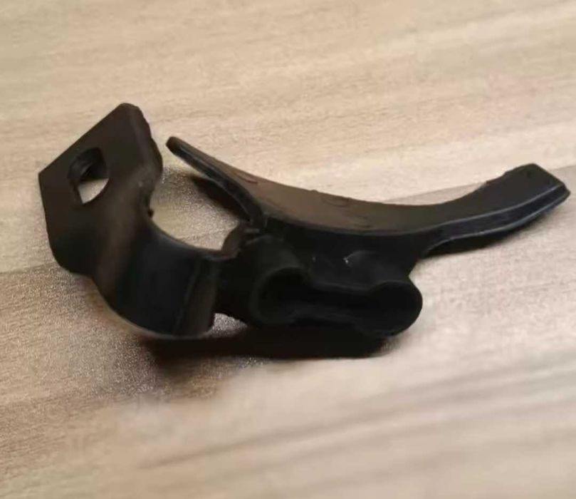 Държачи, уши за фаровете за BMW F07 F10 F18 БМВ Ф07 Ф10 Ф11 Ф18