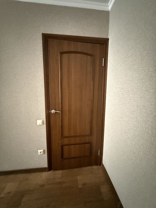 Продам межкомнатные двери