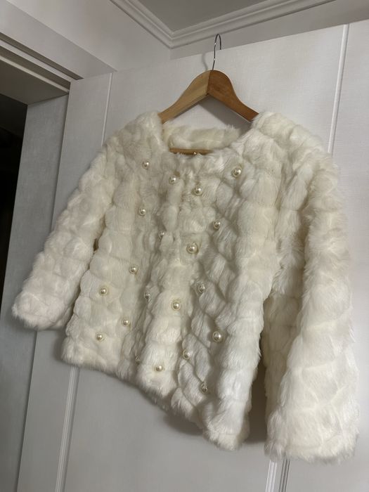 Дамско кожухче с перли