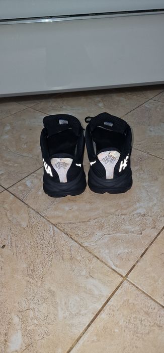 Hoka Clifton Gore Tex