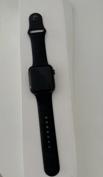 Apple watch 6 серия 44 мм