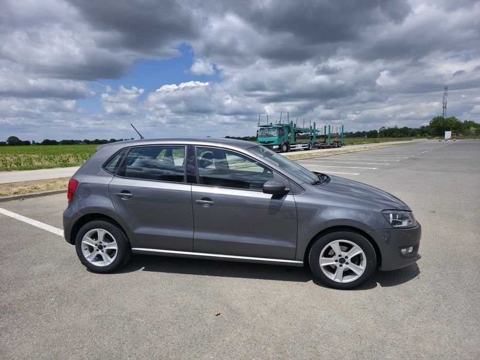 VOLKSWAGEN Polo 2012 — imagine 3