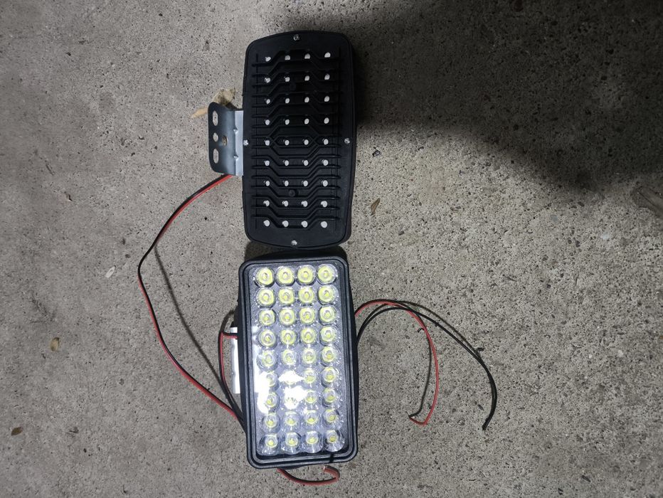 Продам туманка 2шт