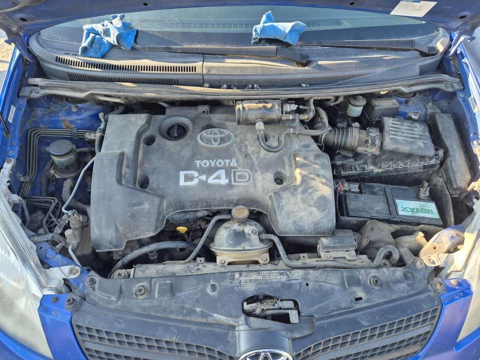 Тойота Корола Версо 2.0,16V,90,к.с, дизел на части.Toyota Korola.