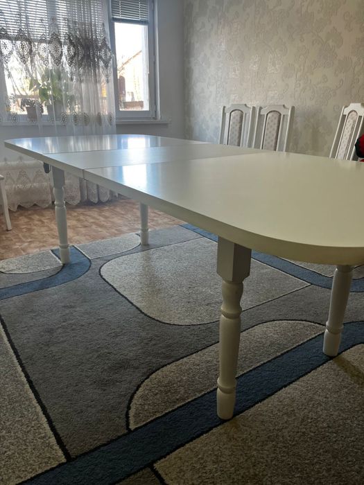 Срочно продается стол