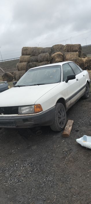 Продается Ауди 80 б3 по запчастям