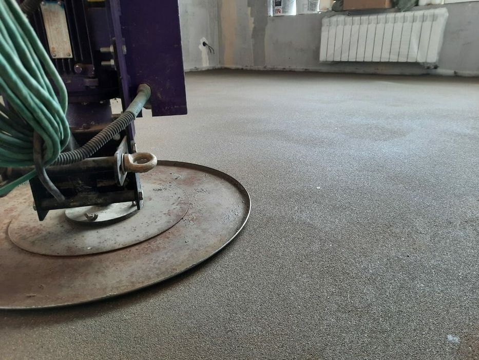 Полу сухая стяжка пола в Бухаре и за городом. Быстро. Качественно.