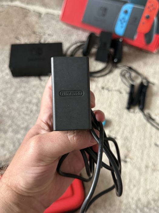 Продаю Nintendo Switch