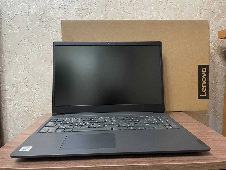 Lenovo V15-iil /Core i3-1005/8Gb Ram/256Gb ssd/intel graphics/