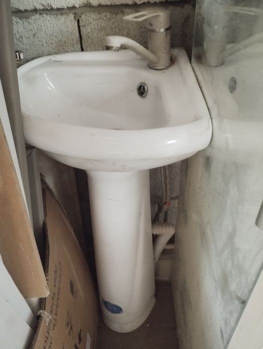 Мини раковина для туалета