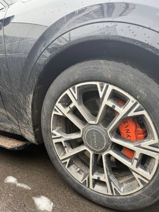 LynCo 900 Emp nalichida bor 2 turbo eng fuli