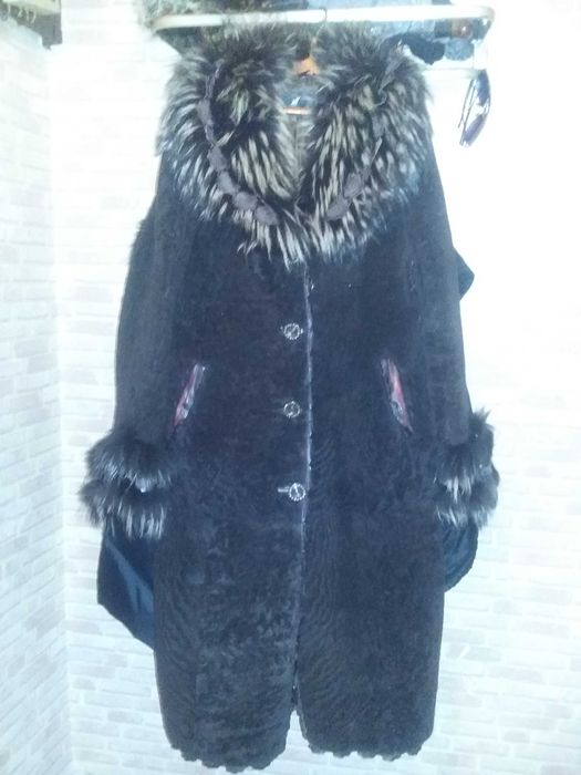 Продам шубу  размер 48-50