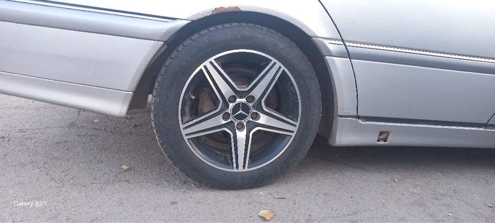 Продам диск с резиной в месте 205,55,16