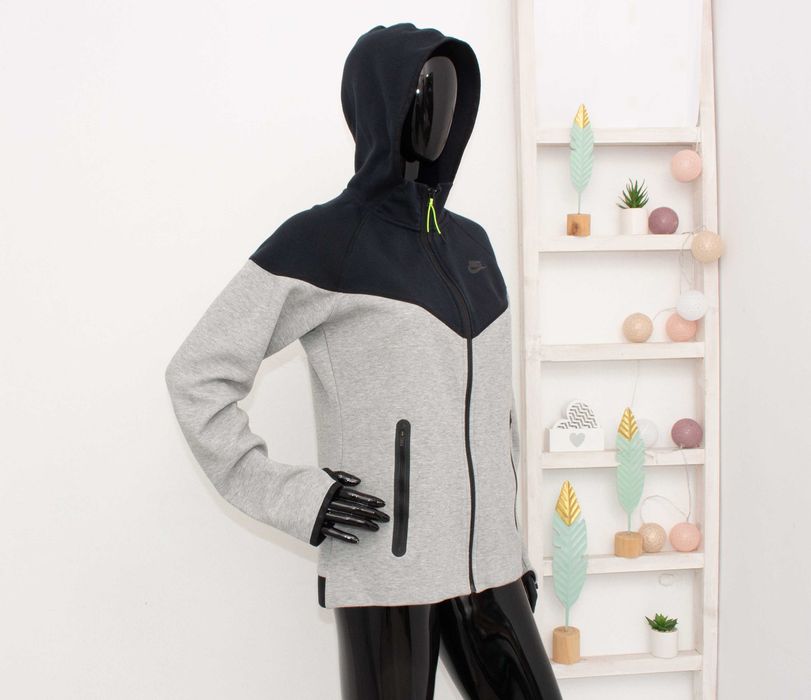 Nike Tech Fleece дамски суичър сивo черен горница с качулка худи L