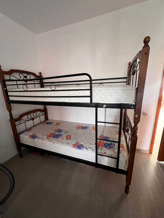 Кровать двухъярусная