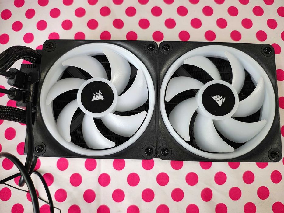 Cooler CPU Corsair iCUE LINK H100i LCD RGB socket 1700, 1200, etc.