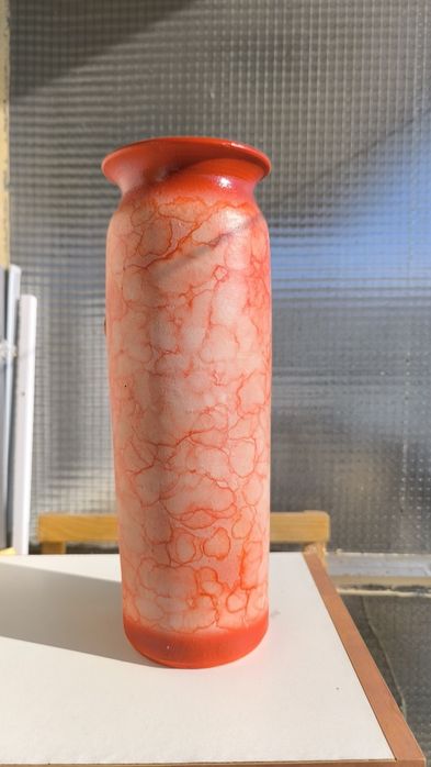 2 броя червени вази Троянска керамика