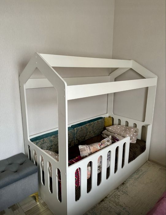 Продам детскую кровать