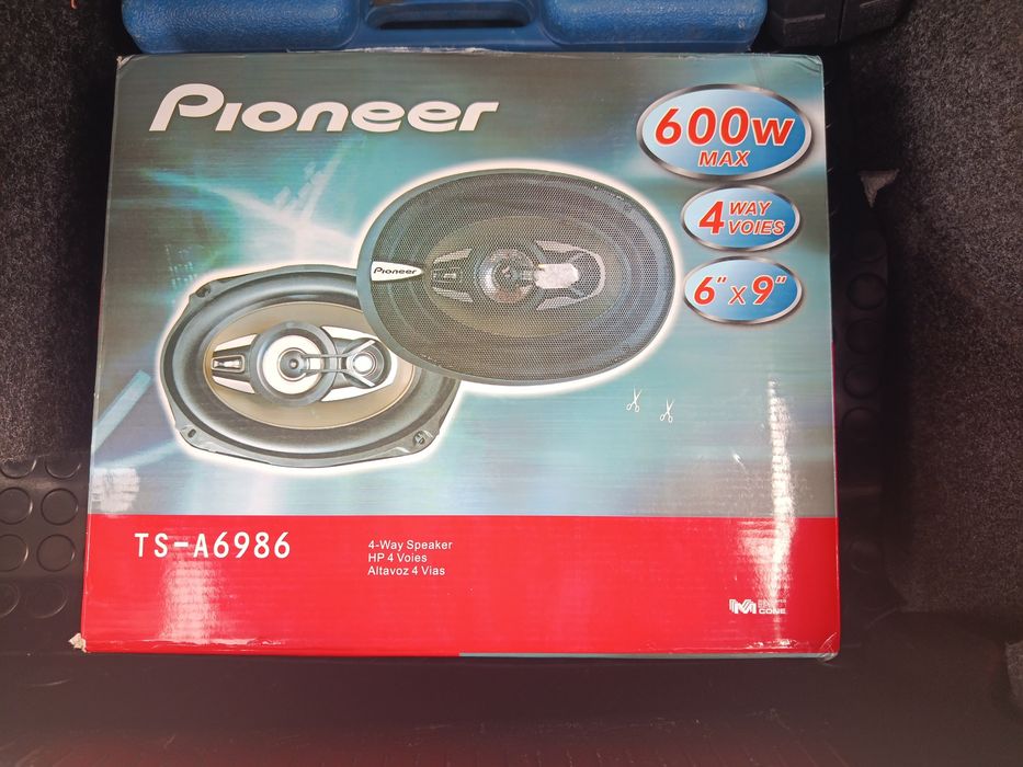 Продавам Тонколони Елипси Pioneer
