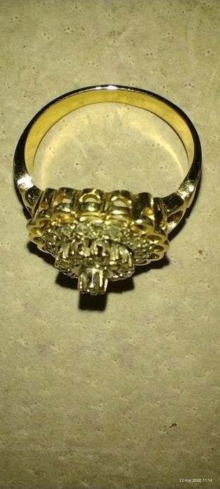 Inel vintage din aur de 14k cu diamante