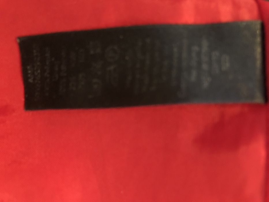 Trenci George marimea 44 in stare foarte bună