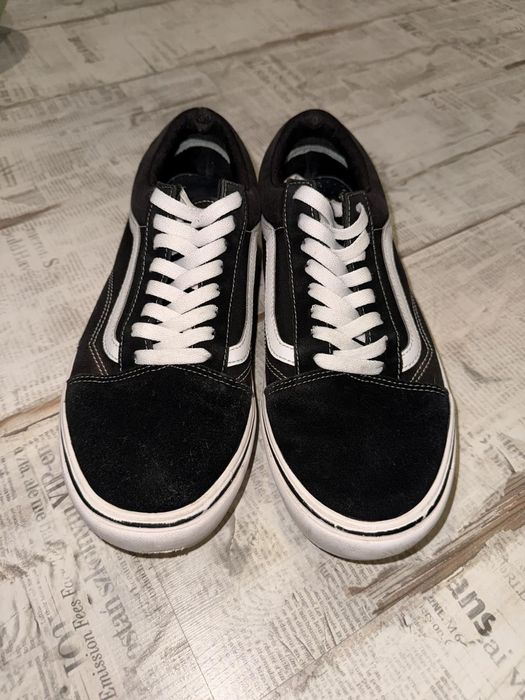 Обувки ВАНС Vans 44,5 номер