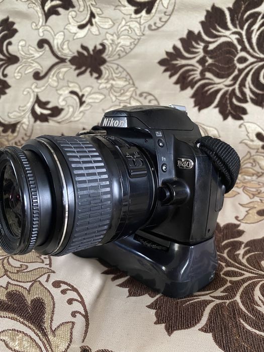 Профессиональный фотоаппарат