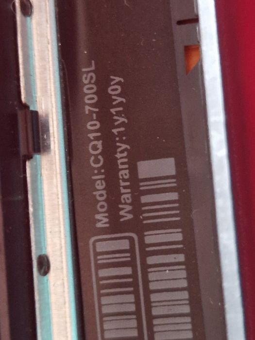 Laptop Compaq cu încărcător.  Lipsa HDD
