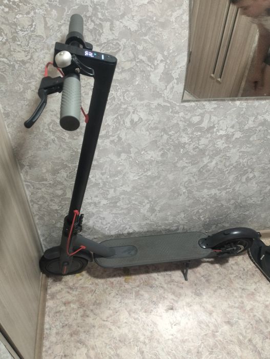 Продам электросамокат