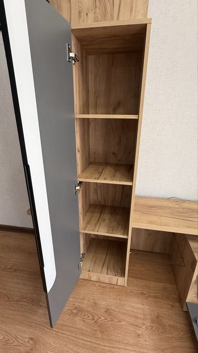 Продам стенку в зал.  От Любимый дом