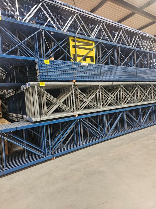 Rafturi industriale metalice - diverse modele