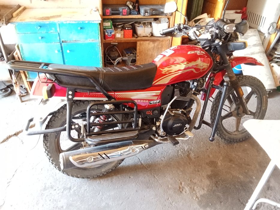 Продам мотоцикл gsx 200