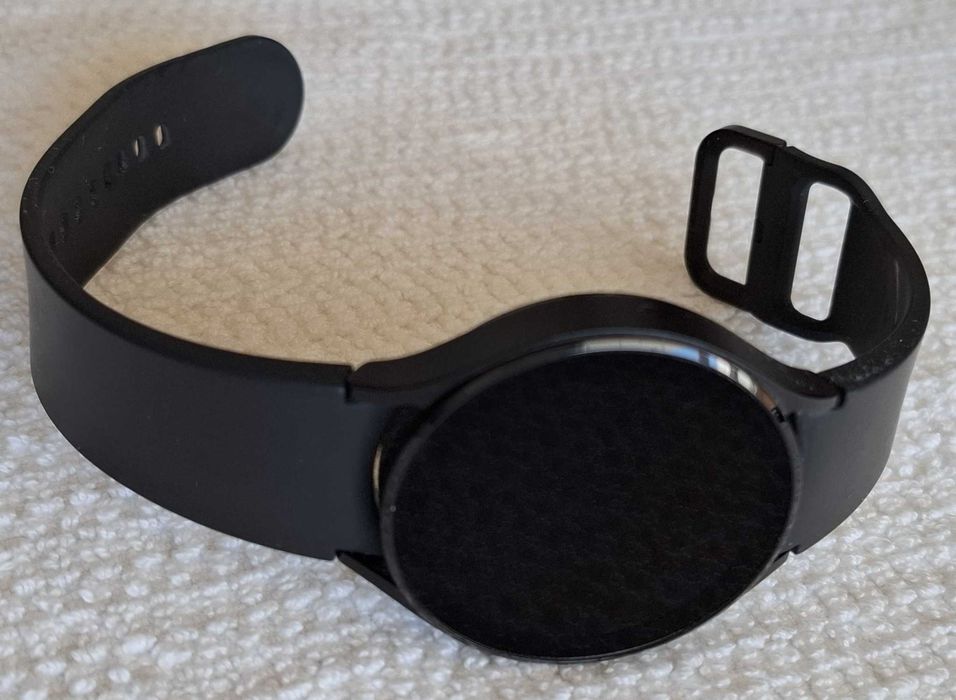 Samsung Galaxy S21FE 5G  128/6GB+ Galaxy Watch 4 - 44 мм