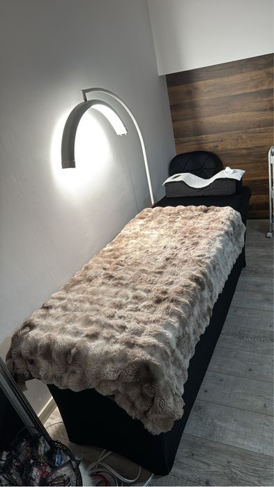 Lampă LED Moon Light semicirculară Tabya Lashes – profesională