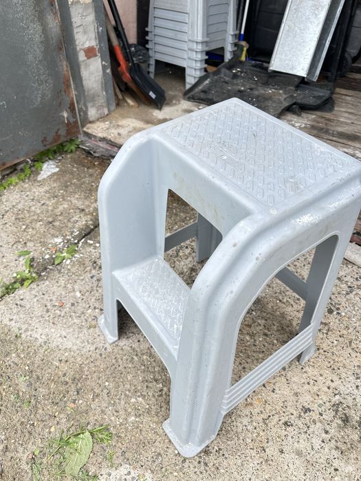 Продам табурет стремянку