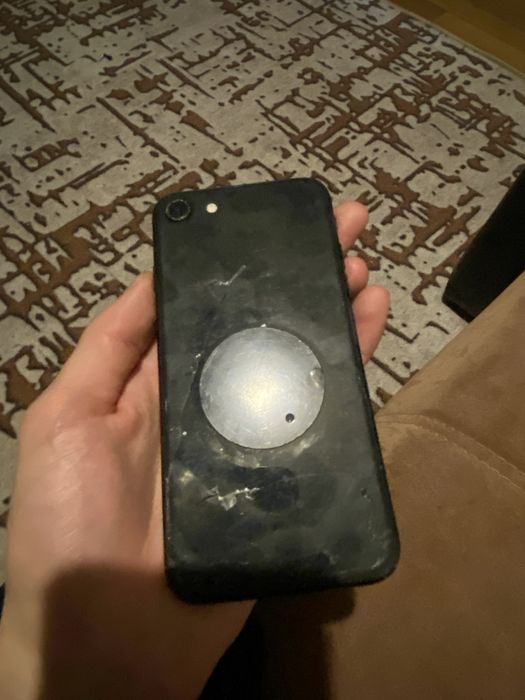 продам айфон се