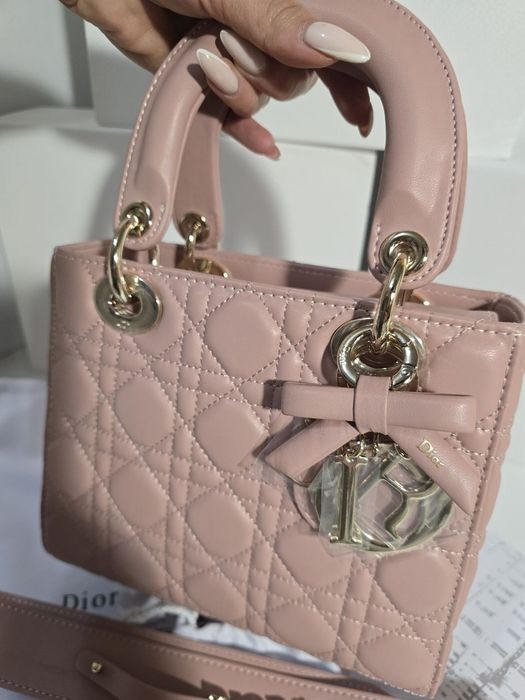 Налична чанта Lady Dior Blush