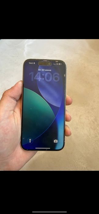 iPhone 15 pro 256gb akb 82