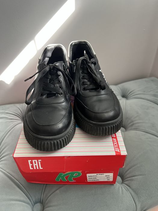 Обувь школный