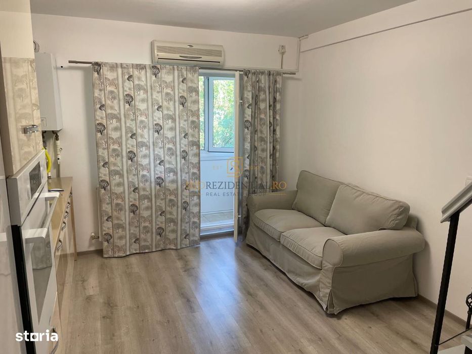 Apartament tip duplex, luminos, acces facil metrou Aparatorii Patriei