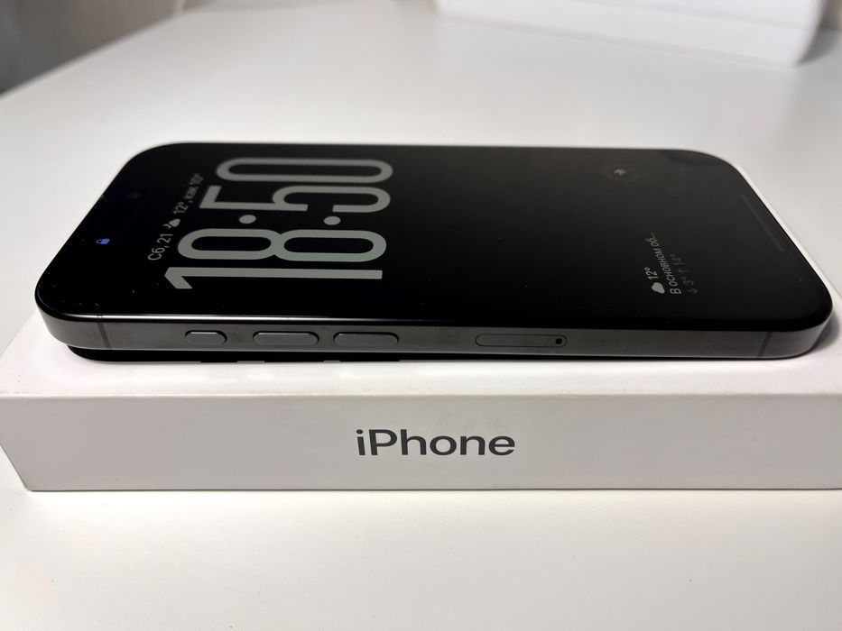 iPhone 16 Pro 256GB Black Titanium