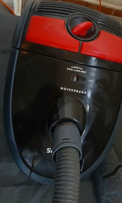 Прахосмукачка PHILIPS 2000W