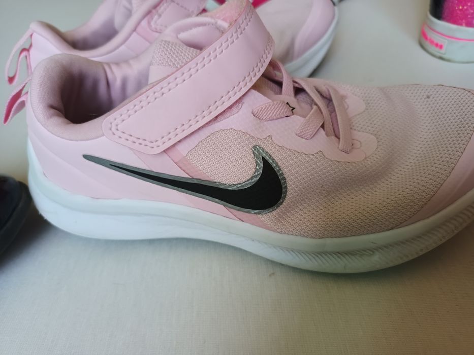 Обувки за момиче