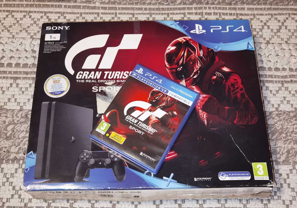 PS4 Slim 1TB Bundle - 2 Controllere V2 - Cameră - 11 Jocuri