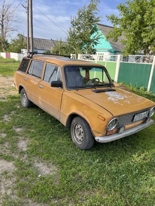 Продам ваз 2102.