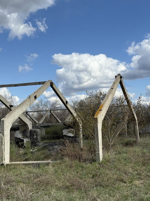 Продам бетонные клюшки (фермы)