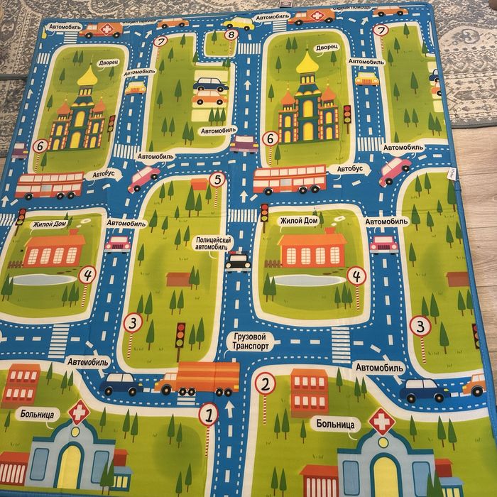 Детский коврик, домик